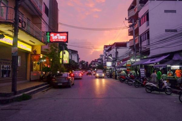 Nana Buri Hotel Chumphon Bagian luar foto